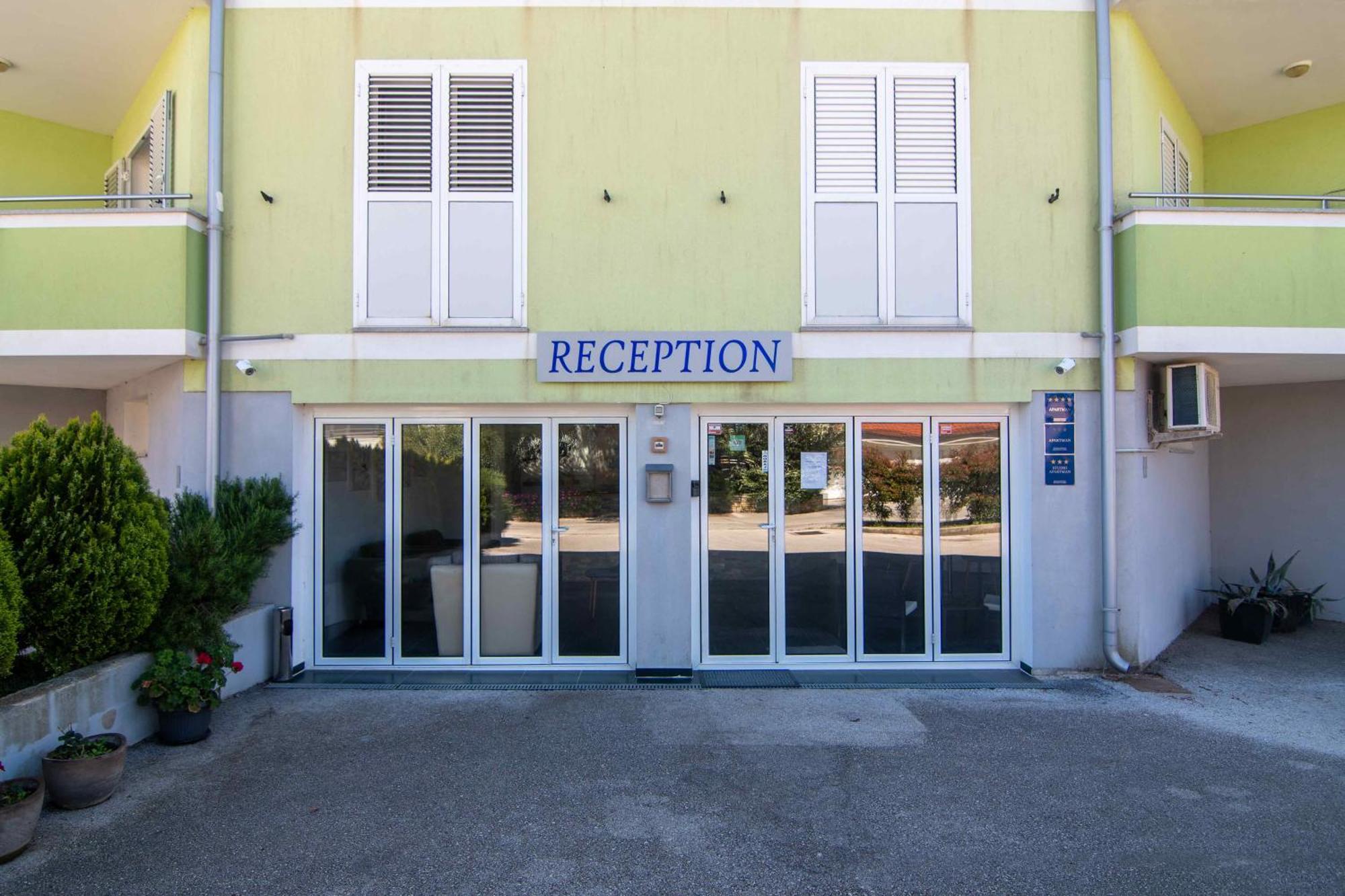 Cape Kamenjak Apartments In Premantura Exterior foto